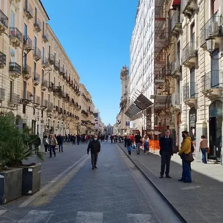 Essenza Del Tempo Catánia